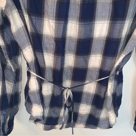Levi's Blue and White Plaid Button Up Shirt with Tie L - Picture 3 of 10